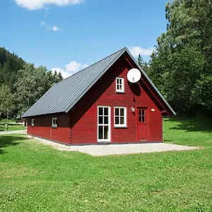 https://base-camp-medvedin.spindleruvmlyn-hotels.com